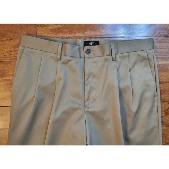 DOCKERS Signature Khaki D3 Classic Fit Pants / Slacks Men's Size 34 X 33 - Picture 3 of 16